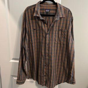 Patagonia Organic Cotton Long Sleeve Button Down
